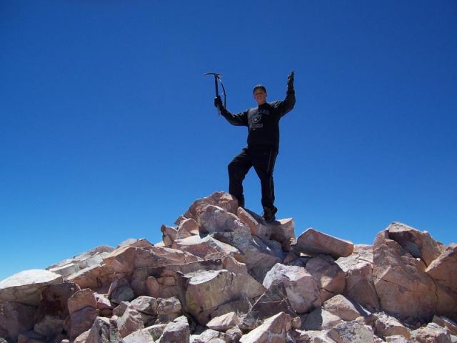 Christian (heavenly_romer) on top of Mt. Shasta a year later