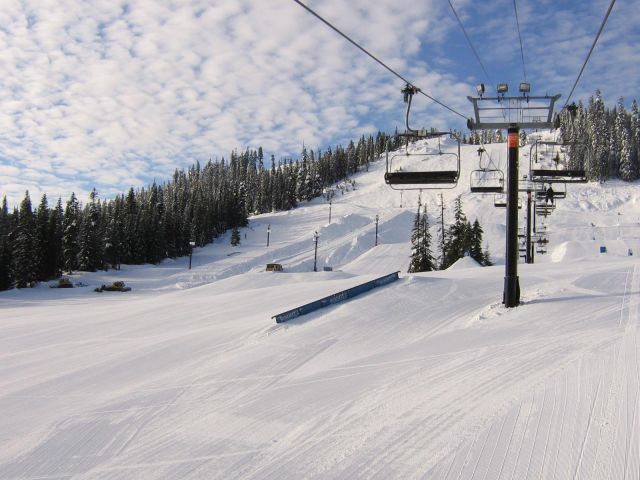 Central Express, Ski Acres